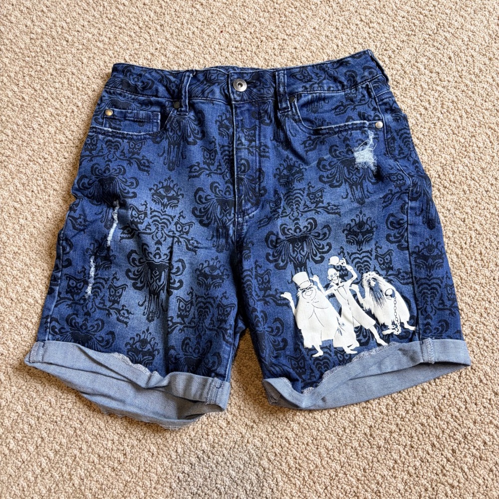 Disney Haunted Mansion Hitchhiking Ghosts Damask Denim Shorts Womens Small Blue